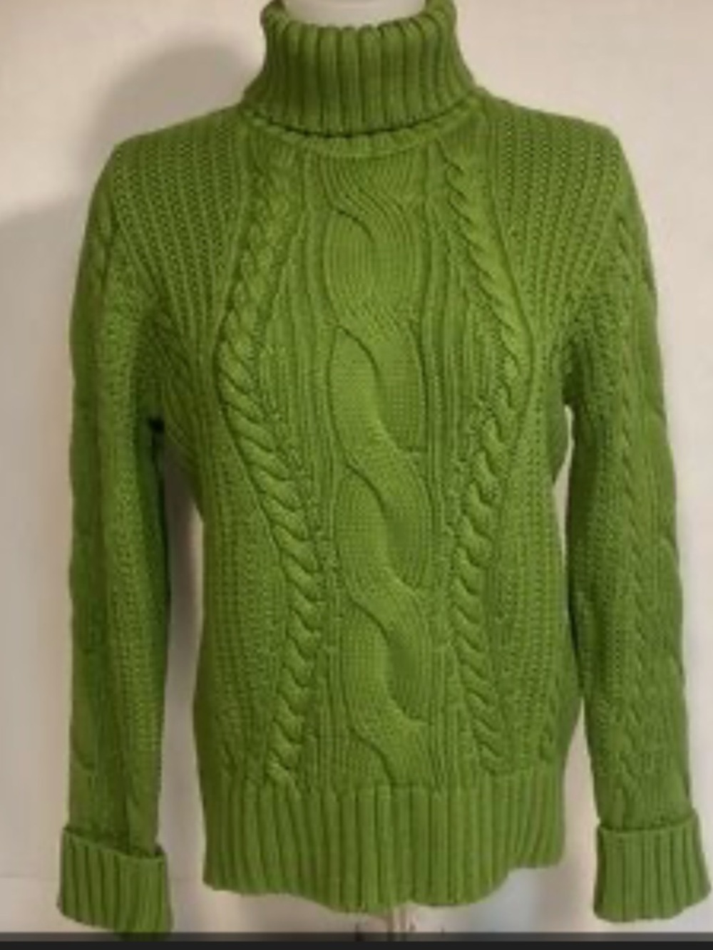Lands End green cotton cableknit turtleneck sweater